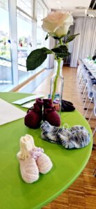 Babysöckchen für Düsselbabys – Gemeinsam für die Kleinsten unserer Stadt
